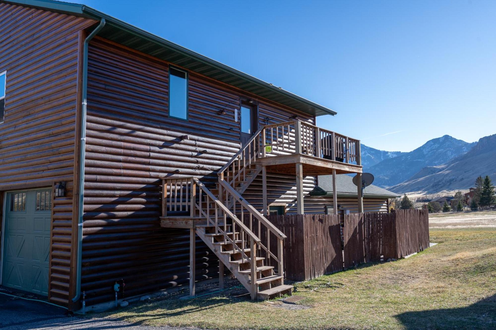 Bison Lodge - Lg Home - 2 Bedrooms - Less Than 5 Miles To Yellowstone North Entrance, Sleeps Up To 8 Gardiner Exteriér fotografie